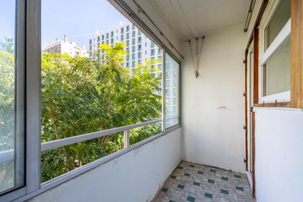 13007 - Appartement T3 traversant avec balcon – Avenue Pasteur 13007
