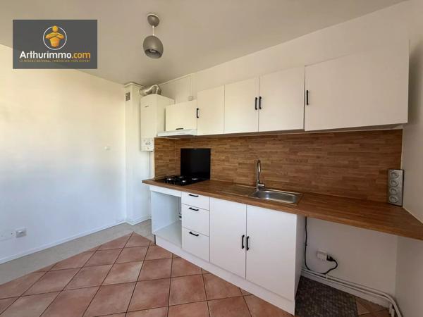 Location                                                      Appartement
                        
                     2 pièces                      36 m2                     à Montsoult