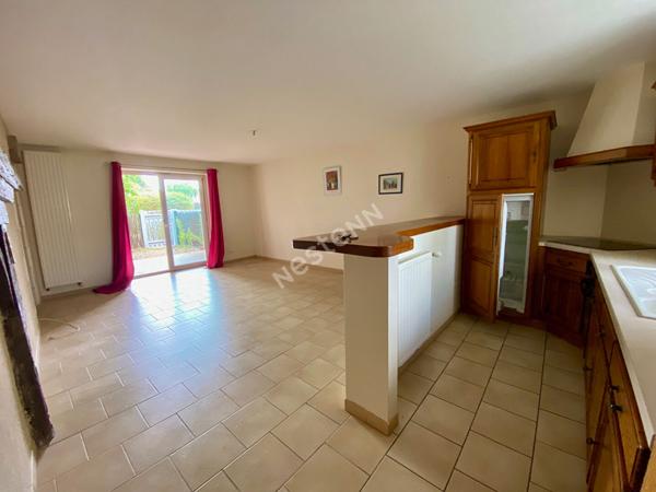 GRAND 2 PIECES - AVEC PARKING - VILLIERSFINS