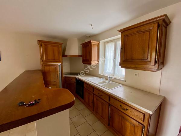 GRAND 2 PIECES - AVEC PARKING - VILLIERSFINS
