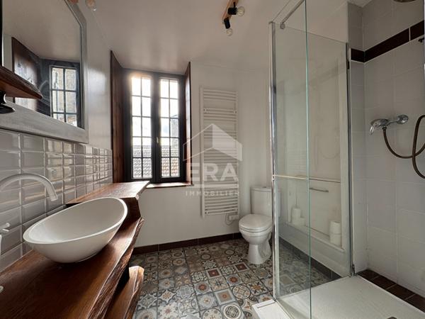 A VENDRE- APPARTEMENT DE TYPE 3 DANS LE CENTRE HISTORIQUE DE PERIGUEUX