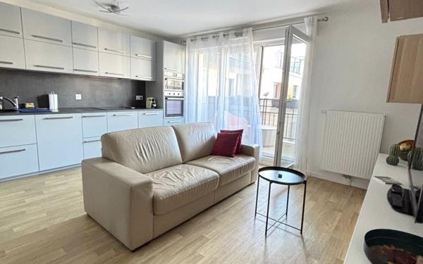 Appartement à vendre    4 pièces • 76,43 m2 Pontoise