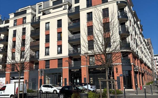 Appartement à vendre    4 pièces • 76,43 m2 Pontoise