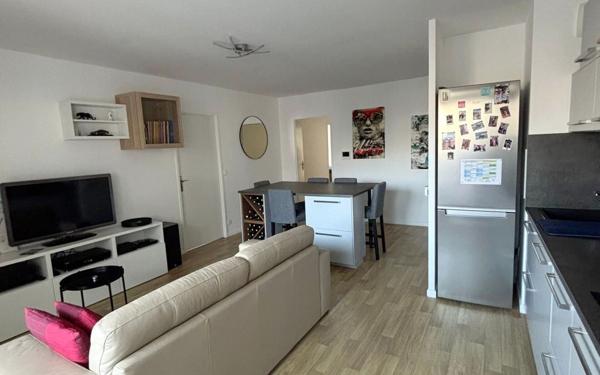 Appartement à vendre    4 pièces • 76,43 m2 Pontoise