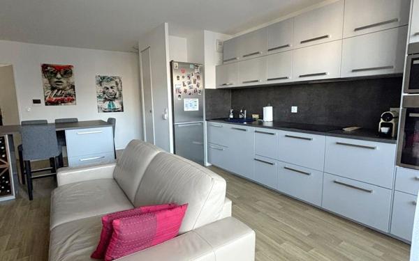 Appartement à vendre    4 pièces • 76,43 m2 Pontoise