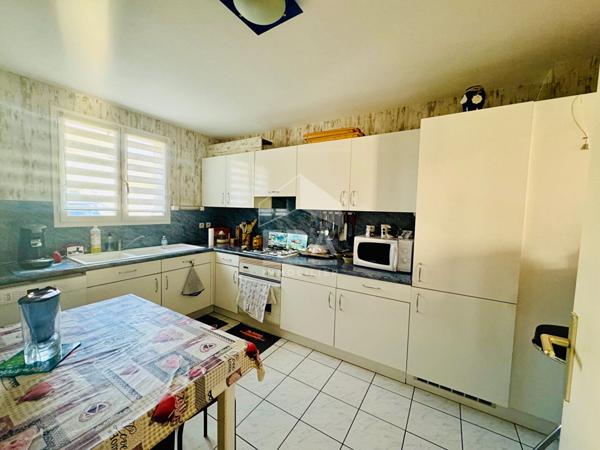 Maison Combs La Ville 5 pièces 4 chambres 110 m2