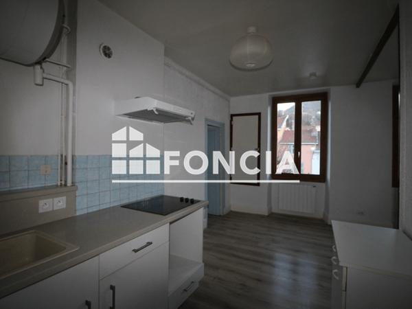 Location Appartement 2 pièces 46.28 m² - 10 BIS RUE LAZARE CARNOT Voiron 38500