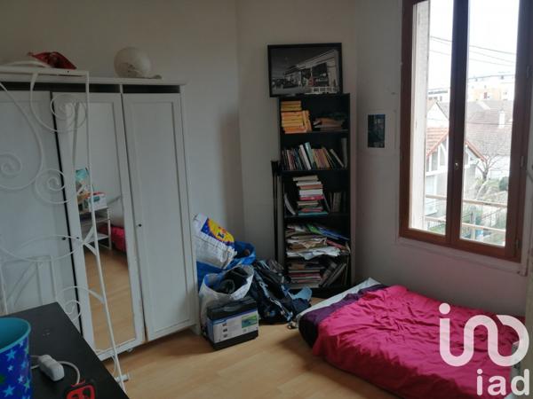 Maison traditionnelle 5 pièces de 175 m² à Chelles (77500)