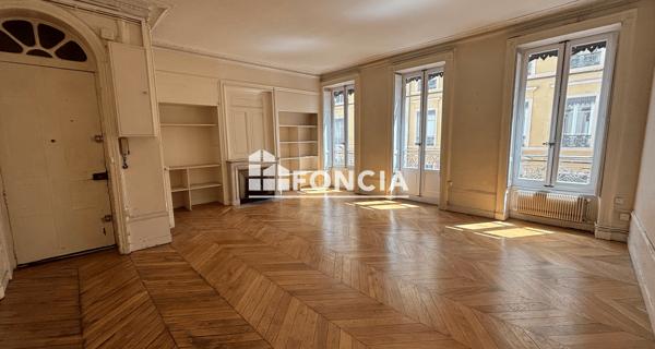 Location Appartement 3 pièces 87.55 m² - Lyon 69002