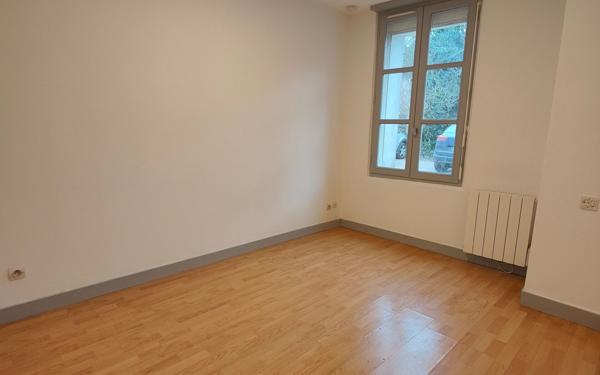 Appartement à louer    2 pièces •  Quincy-Voisins