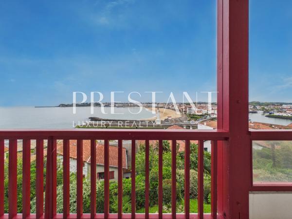 Appartement avec terrasse et vue panoramique sur la baie, CIBOURE