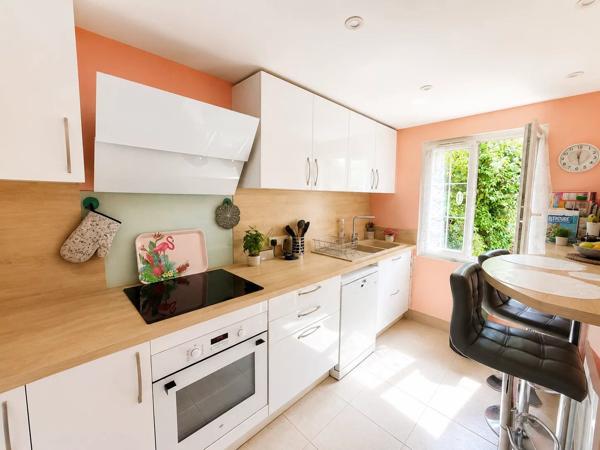 Vente                                                      Maison
                        
                     4 pièces                      89 m2                     à Thomery
