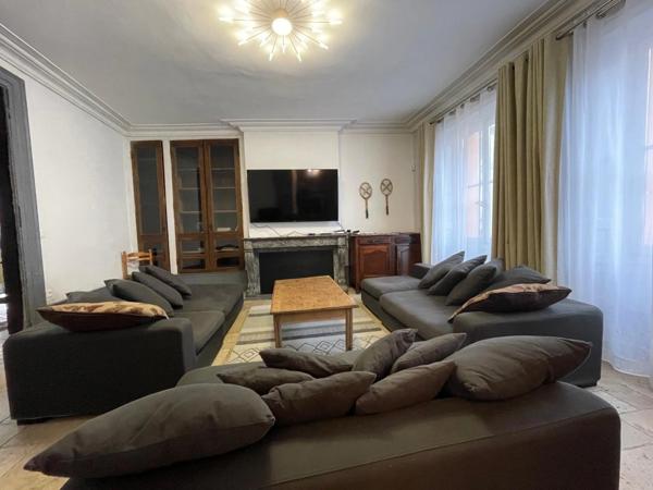 Maison de Maitre à vendre 9 pièces CHATEAU RENAULT (37)