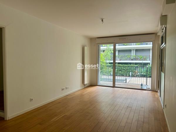 Location Appartement 3 pièces 67.58 m² - Versailles 78000