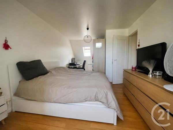 Maison à vendre  5 pièces - 106,09 m 2   VILLEPARISIS  - 77