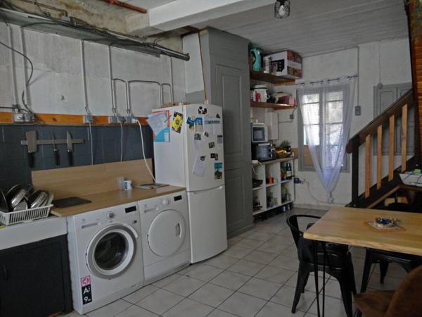 Dpt Pyrénées Orientales (66), à vendre LATOUR DE FRANCE Maison P4 de 83.5 m², cour arrière