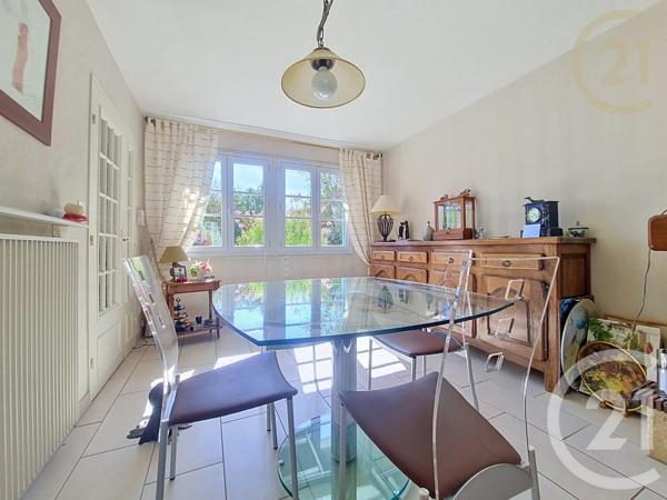 Maison à vendre  5 pièces - 108,91 m 2   CHAILLY EN BIERE  - 77