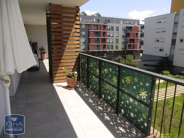 Appartement à louer 4 pièces 83.25m²