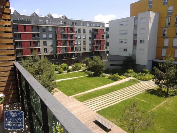 Appartement à louer 4 pièces 83.25m²