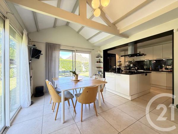 Maison à vendre  5 pièces - 178,74 m 2   MAREIL MARLY  - 78