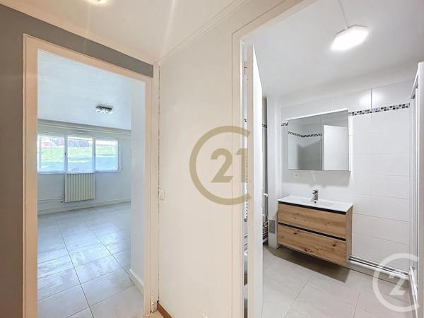 Appartement Studio à vendre  1 pièce - 31,50 m 2   FONTENAY LE FLEURY  - 78