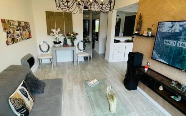 Appartement à vendre    3 pièces • 51 m2 La Seyne-sur-Mer