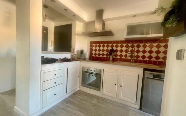 Appartement à vendre    3 pièces • 51 m2 La Seyne-sur-Mer