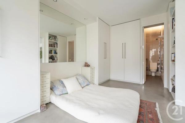 Appartement à vendre  3 pièces - 72 m 2   PARIS  - 75012