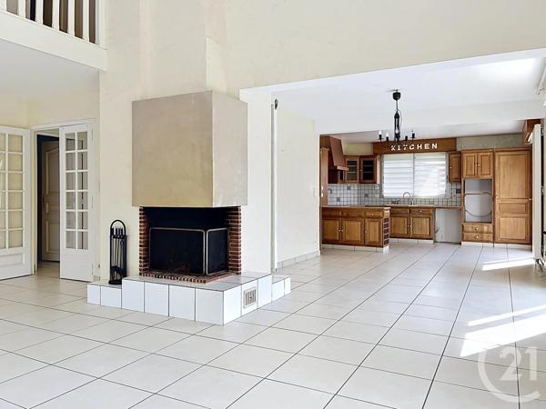 Maison à vendre  7 pièces - 189,82 m 2   CHARTRES  - 28