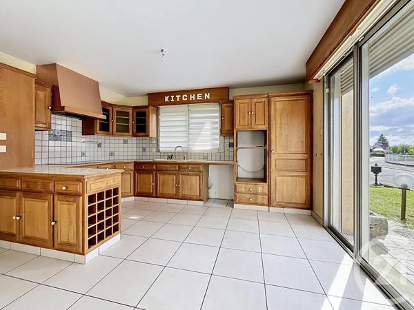 Maison à vendre  7 pièces - 189,82 m 2   CHARTRES  - 28