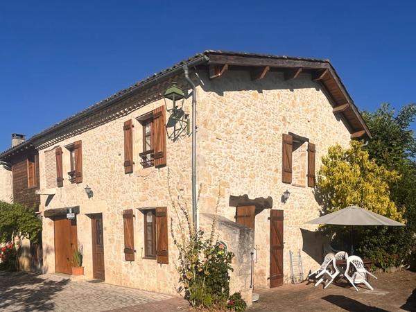 Labrihe (32120) Maison de Village en Pierre – 75 m² – 2 Chambres – Jardin & Garage