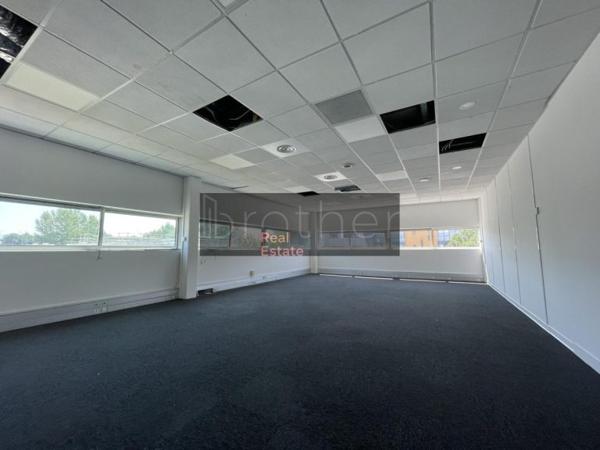 Bureau de 149 m² à vendre à Bordeaux Lac - Bruges