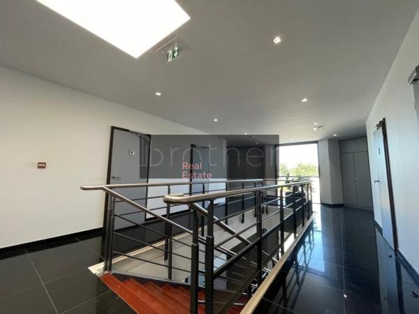 Bureau de 1437 m² à louer à Bordeaux Sud-Ouest