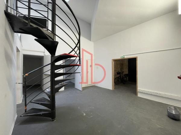 Bureau de 444 m² à louer à Bordeaux Saint-Michel - Victoire
