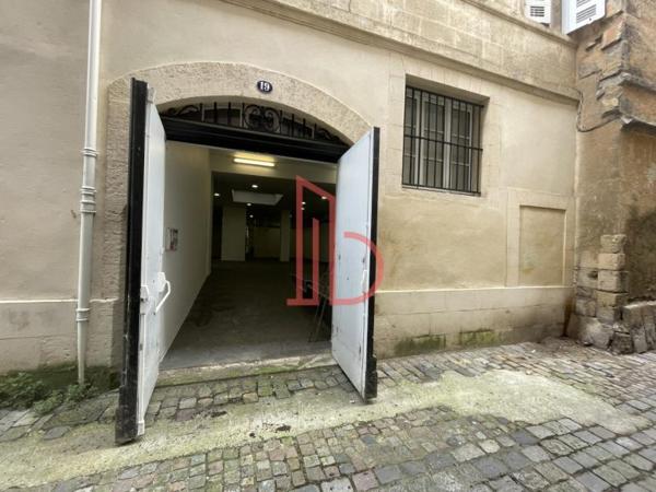 Bureau de 444 m² à louer à Bordeaux Saint-Michel - Victoire