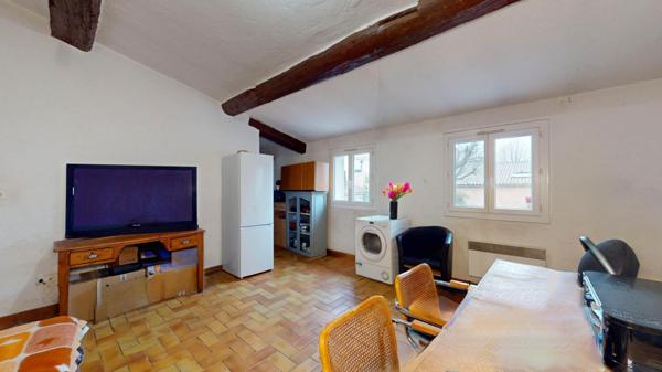 VIDAUBAN centre, appartement avec terrasse