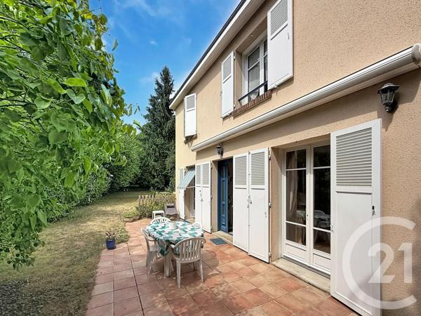 Maison à vendre  6 pièces - 145,65 m 2   CHARTRES  - 28
