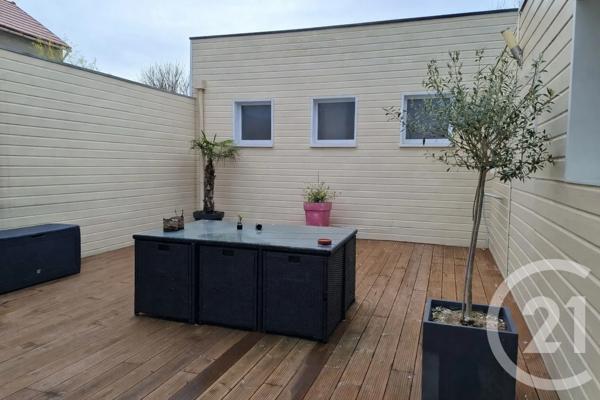 Maison à vendre  6 pièces - 145,65 m 2   CHARTRES  - 28