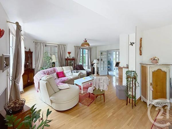 Maison à vendre  6 pièces - 145,65 m 2   CHARTRES  - 28