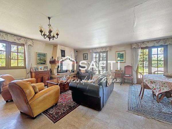 Tradionnelle sur grand terrain bien situé