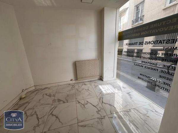 Local commercial à louer Paris 15e Arrondissement (75015)