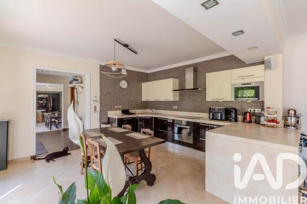 Maison à vendre 6 pièces 194 m² Bourron-Marlotte