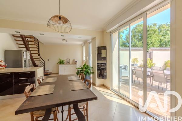 Maison à vendre 6 pièces 194 m² Bourron-Marlotte