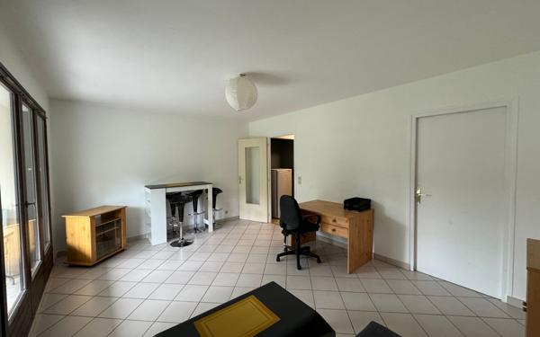 Appartement à louer    1 pièce • 29,01 m2 La Motte-Servolex