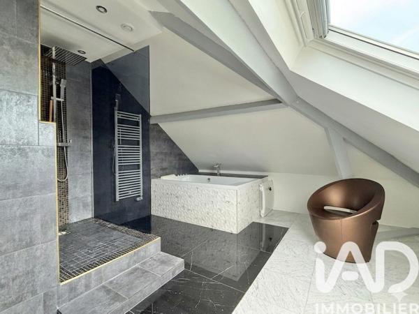 Maison à vendre 6 pièces 172 m² Longjumeau