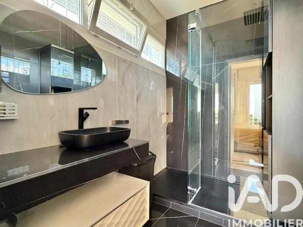 Maison à vendre 6 pièces 172 m² Longjumeau