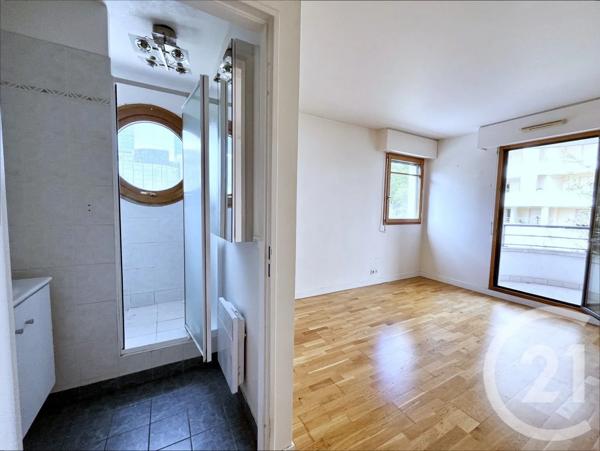 Appartement F4 à vendre  4 pièces - 86,90 m 2   COURBEVOIE  - 92