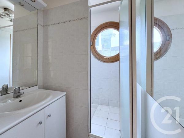 Appartement F4 à vendre  4 pièces - 86,90 m 2   COURBEVOIE  - 92