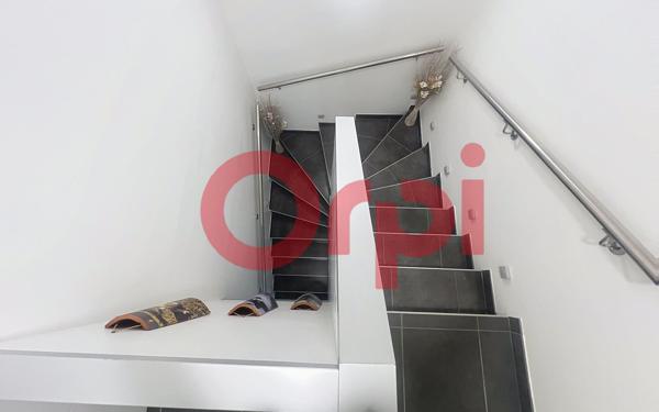 Maison à vendre    5 pièces • 137 m2 Pia