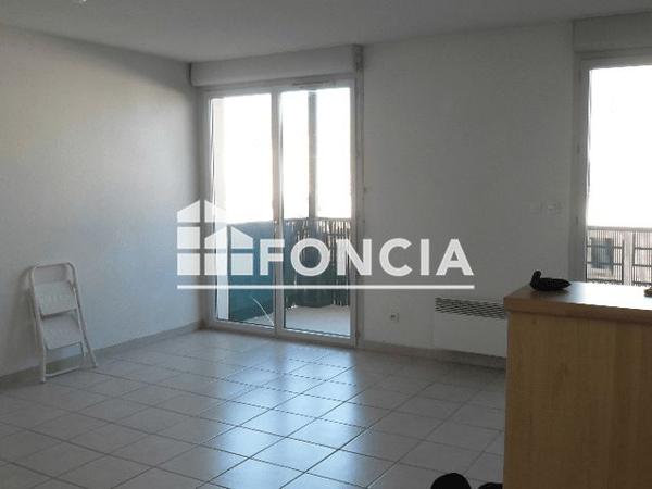 Location Appartement 2 pièces 44.18 m² - CARRE GARONNE 1 RUE VERLAINE Toulouse 31200